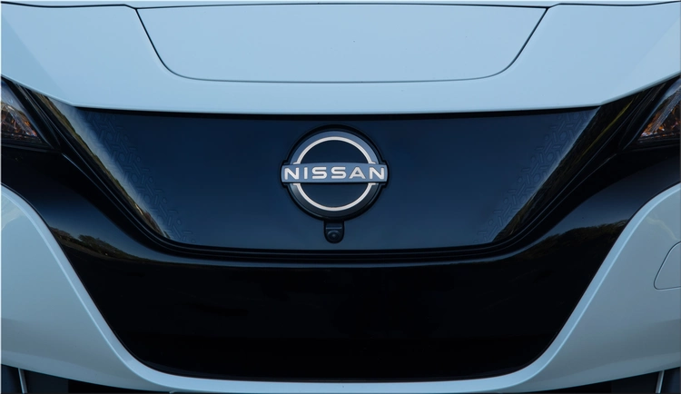 2025 Nissan LEAF