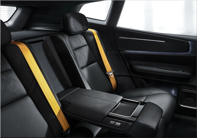2027 Polestar 4 SUV Dual Motor