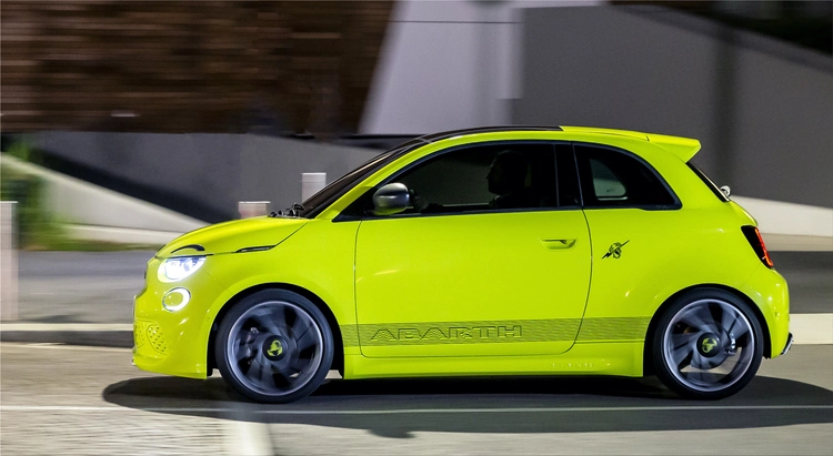Abarth 500e electric city car