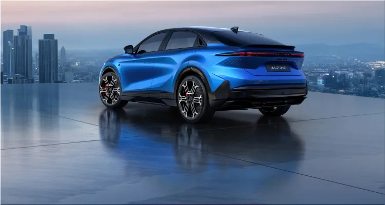 Alpine A390
