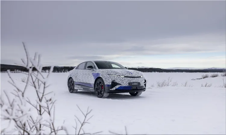 Alpine A390