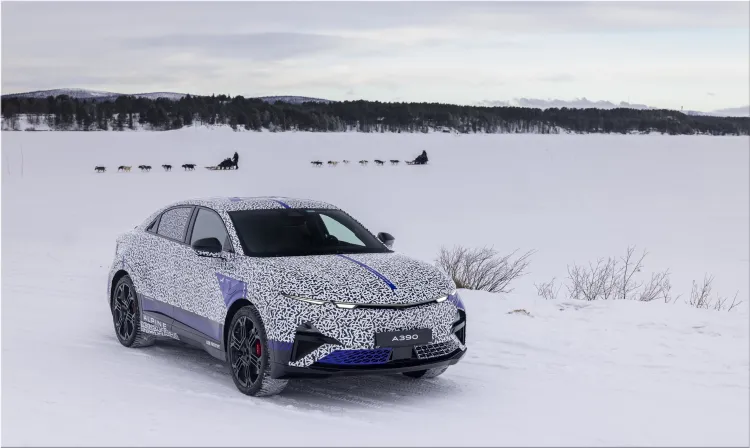 Alpine A390