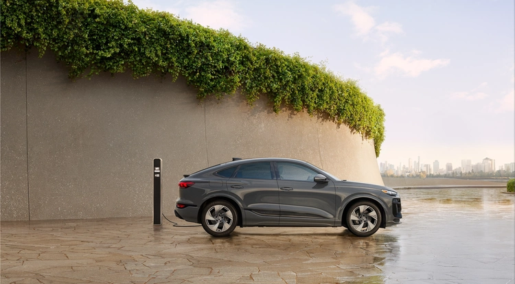 2025 Audi Q6 Sportback e-tron