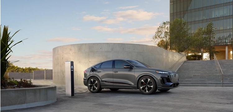 2025 Audi Q6 Sportback e-tron