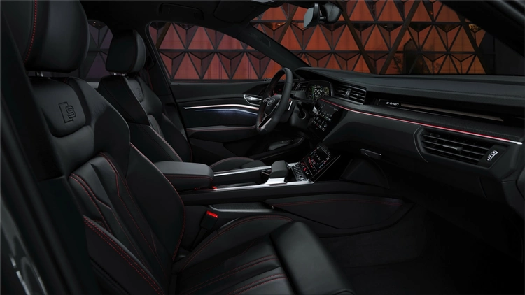 Audi Q8 Sportback e-tron