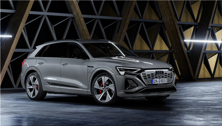 Audi Q8 e-tron