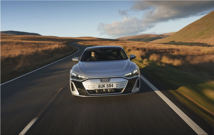 Audi e-tron GT quattro