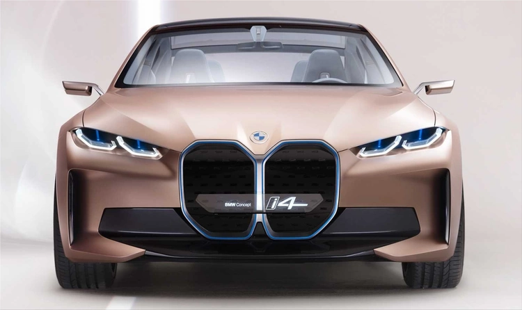 BMW i4