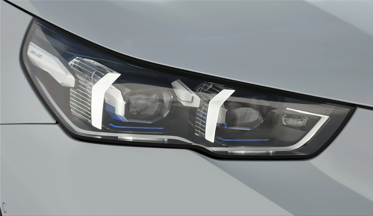 BMW i5
