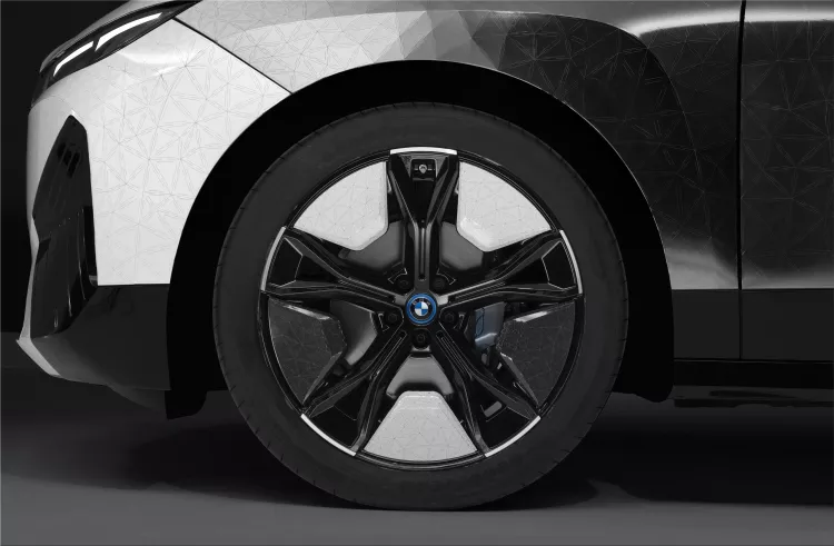 BMW iX Flow