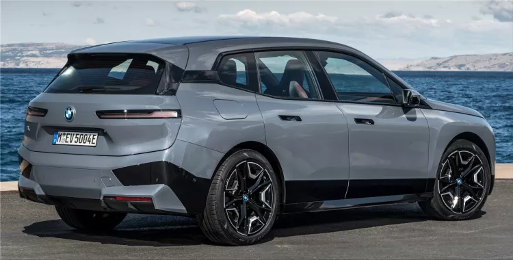 BMW iX xDrive50 electric SUV