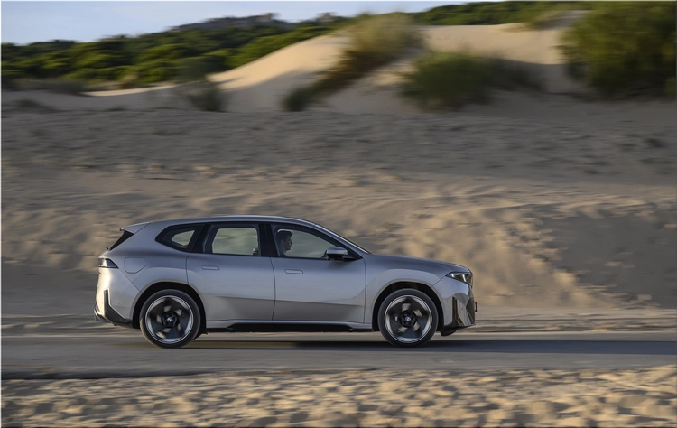 BMW iX3