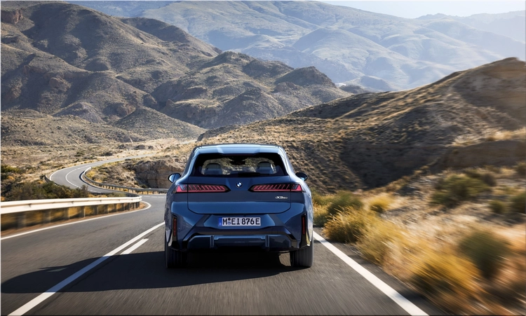 BMW iX3 50 xDrive