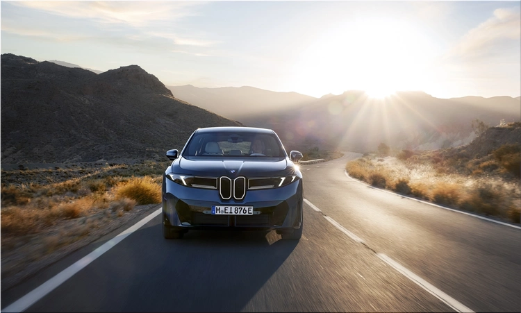 BMW iX3 50 xDrive
