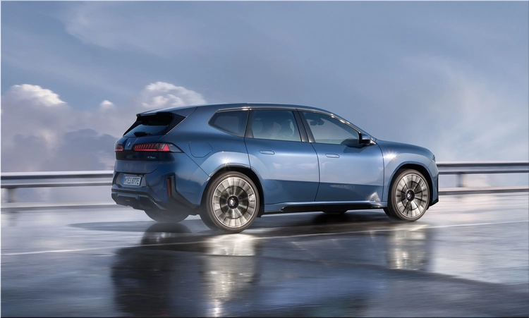 BMW iX3 50 xDrive