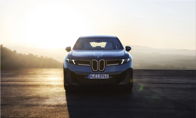 BMW iX3