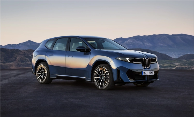 BMW iX3