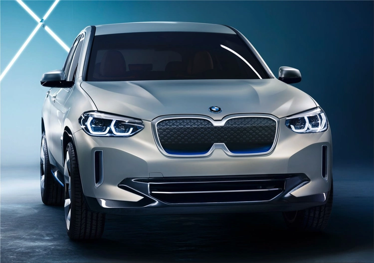 BMW iX3
