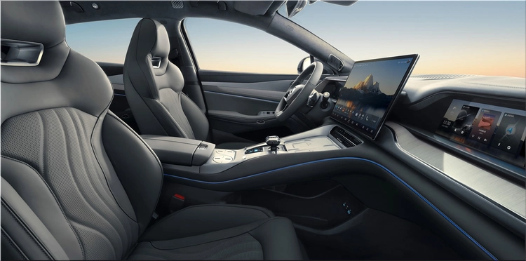 Denza N7 interior
