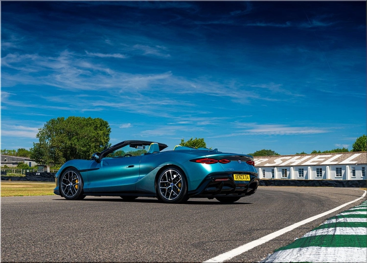 Denza Z Spider
