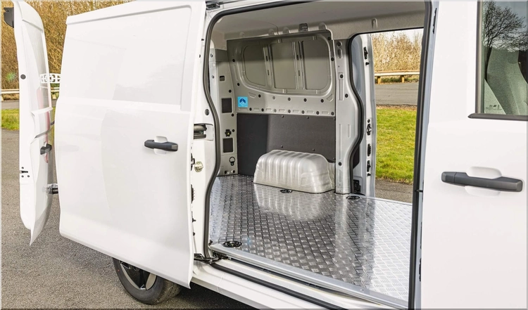 Farizon V7E electric van