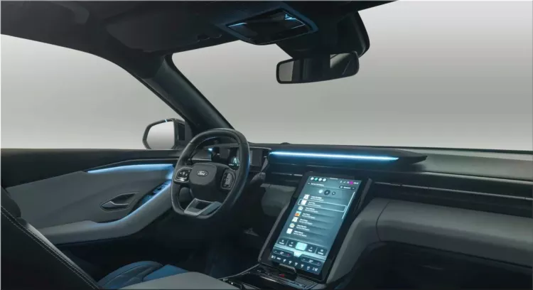 Ford Explorer Extended Range