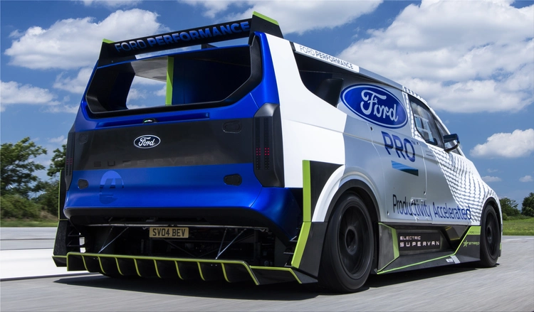 Ford Pro Electric SuperVan