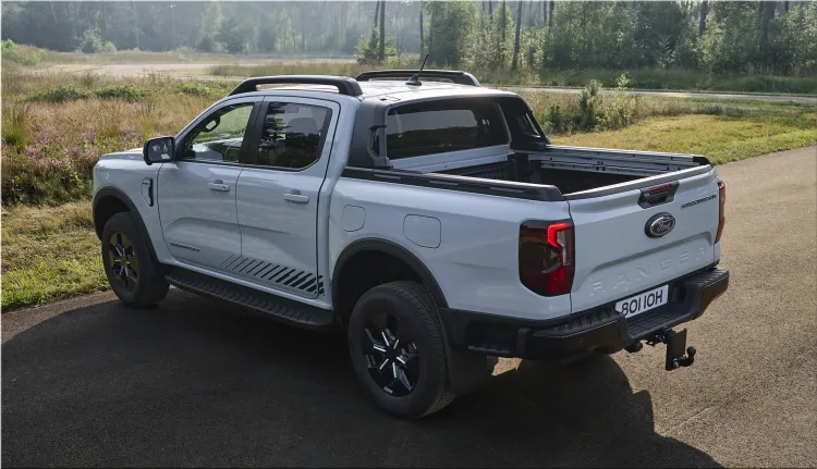 Ford Ranger PHEV pickup truck