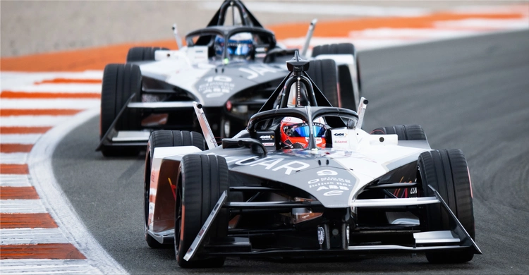 Jaguar I-TYPE 6