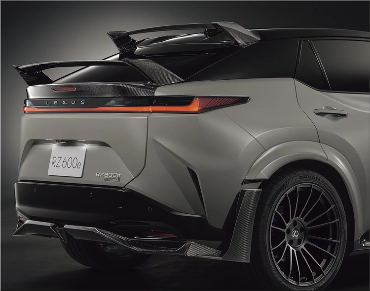 Lexus RZ 600e F SPORT Performance