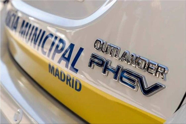 Mitsubishi Outlander PHEV