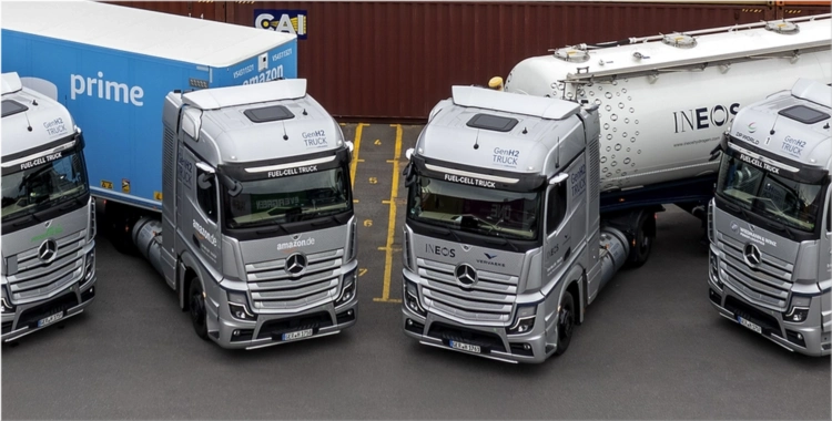 Mercedes-Benz GenH2 Trucks