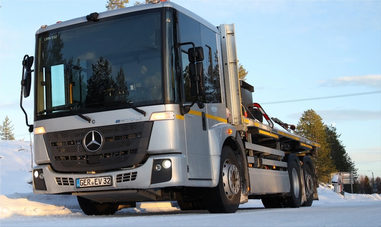 Mercedes-Benz eEconic at the Arctic Circle