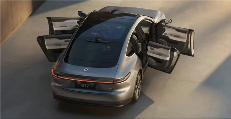 NIO ET7