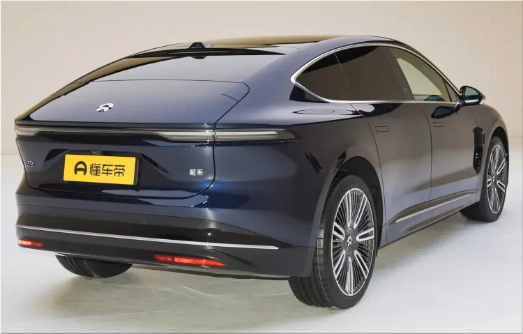 NIO ET9