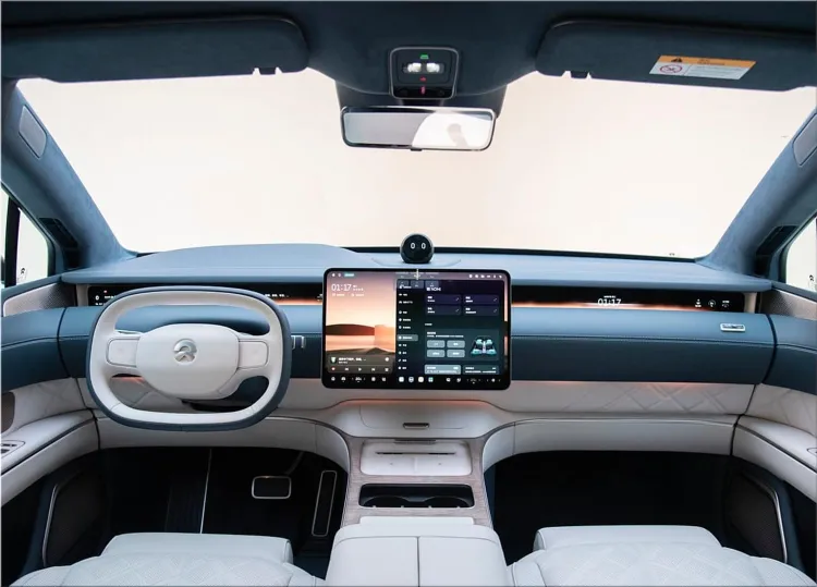 2025 NIO ET9
