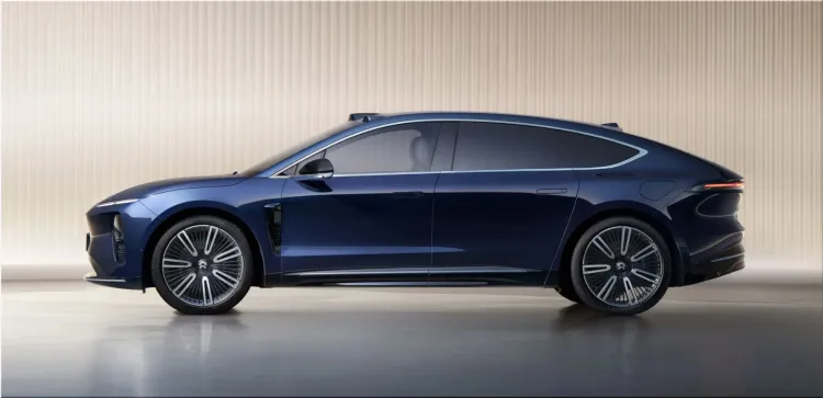 2025 NIO ET9