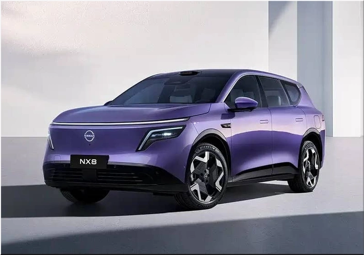 Nissan NX8
