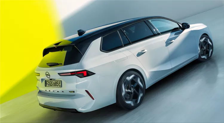 Opel Astra GSe