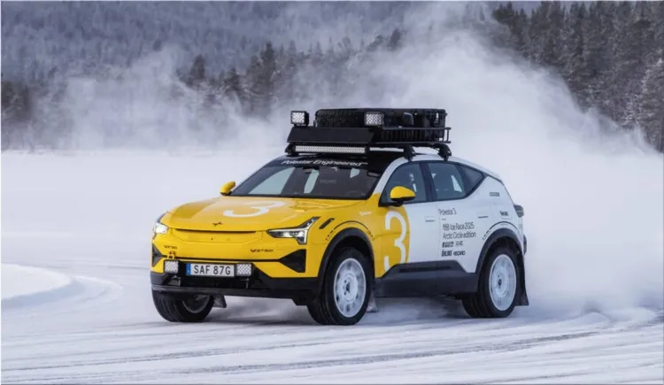 Polestar 3 Arctic Circle