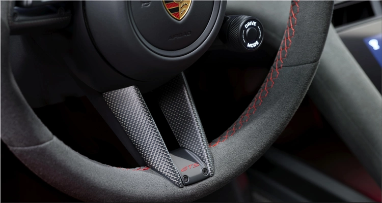 Porsche Taycan GTS