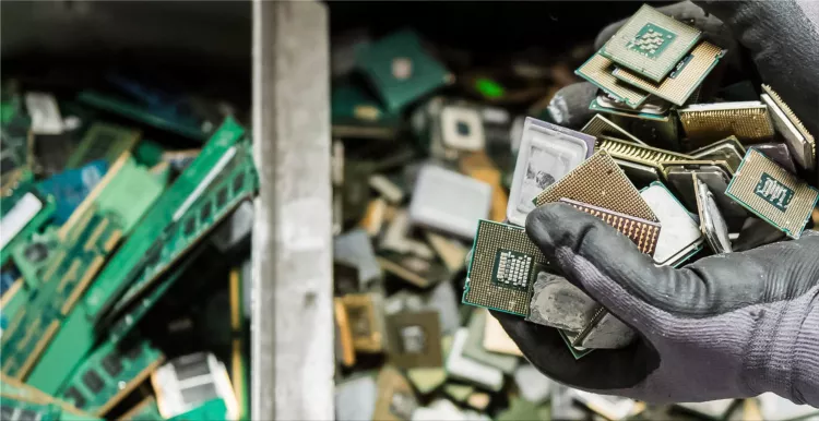 Recycling electronics