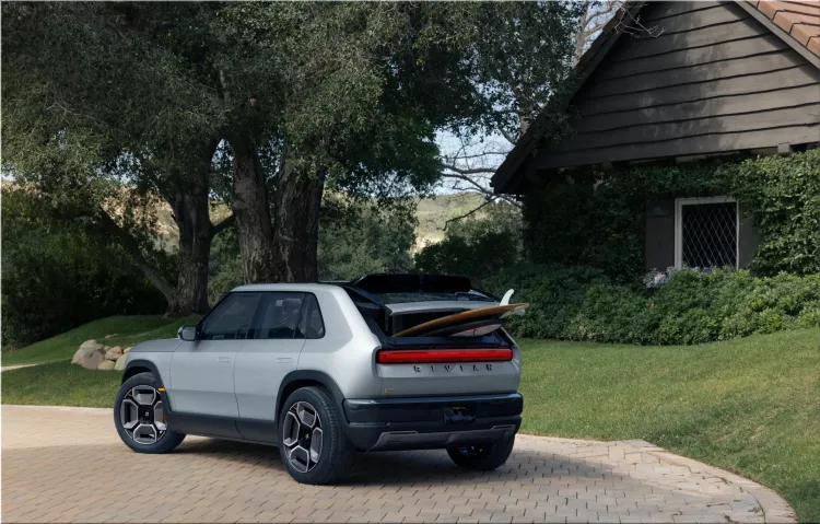 Rivian R3