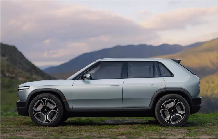 Rivian R3