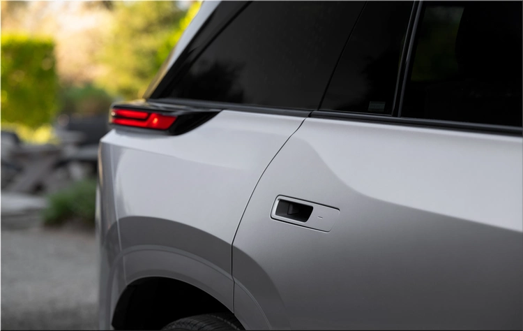Toyota Highlander BEV 2027