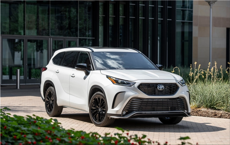 Toyota Highlander BEV 2027