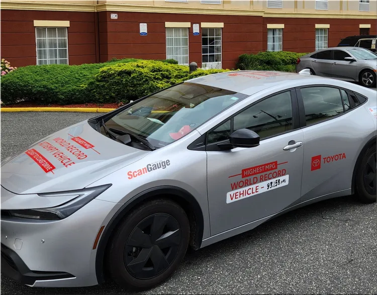 Toyota Prius Breaks Guinness World Record