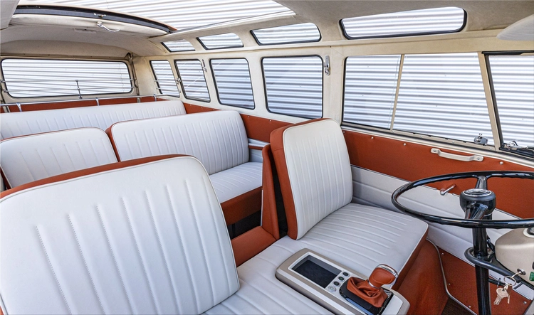 Volkswagen e-BULLI: fully electric camper-van