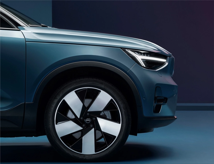 Volvo C40 Recharge electric SUV