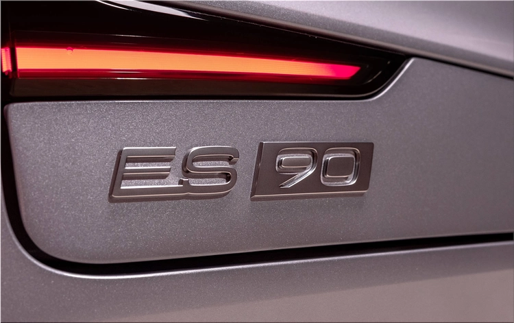 Volvo ES90